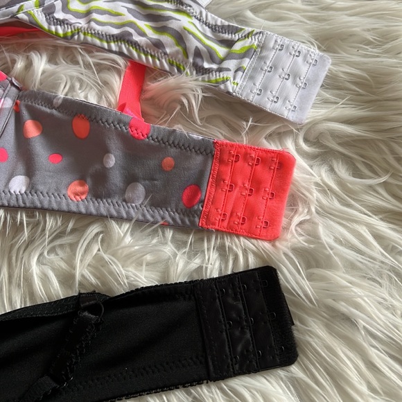 3/$20 NWT Lightly Padded Bras. Size 36D - Picture 4 of 16